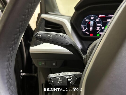 Audi Q4 e-tron 35 Edition 55 kWh 170pk 2022 (Origineel-NL), R-847-TD