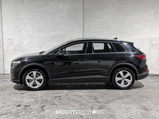 Audi Q4 e-tron 35 Edition 55 kWh 170pk 2022 (Origineel-NL), R-847-TD