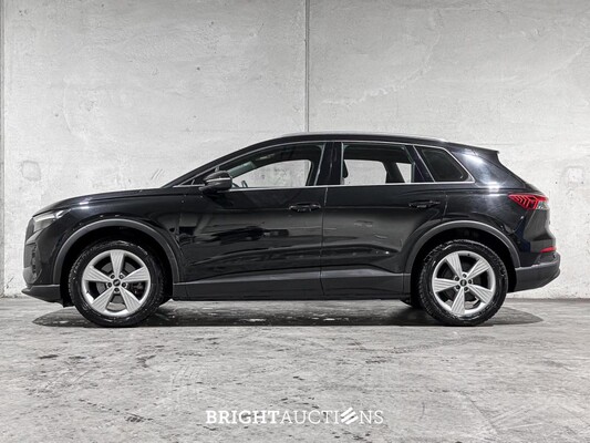 Audi Q4 e-tron 35 Edition 55 kWh 170pk 2022 (Origineel-NL), R-847-TD