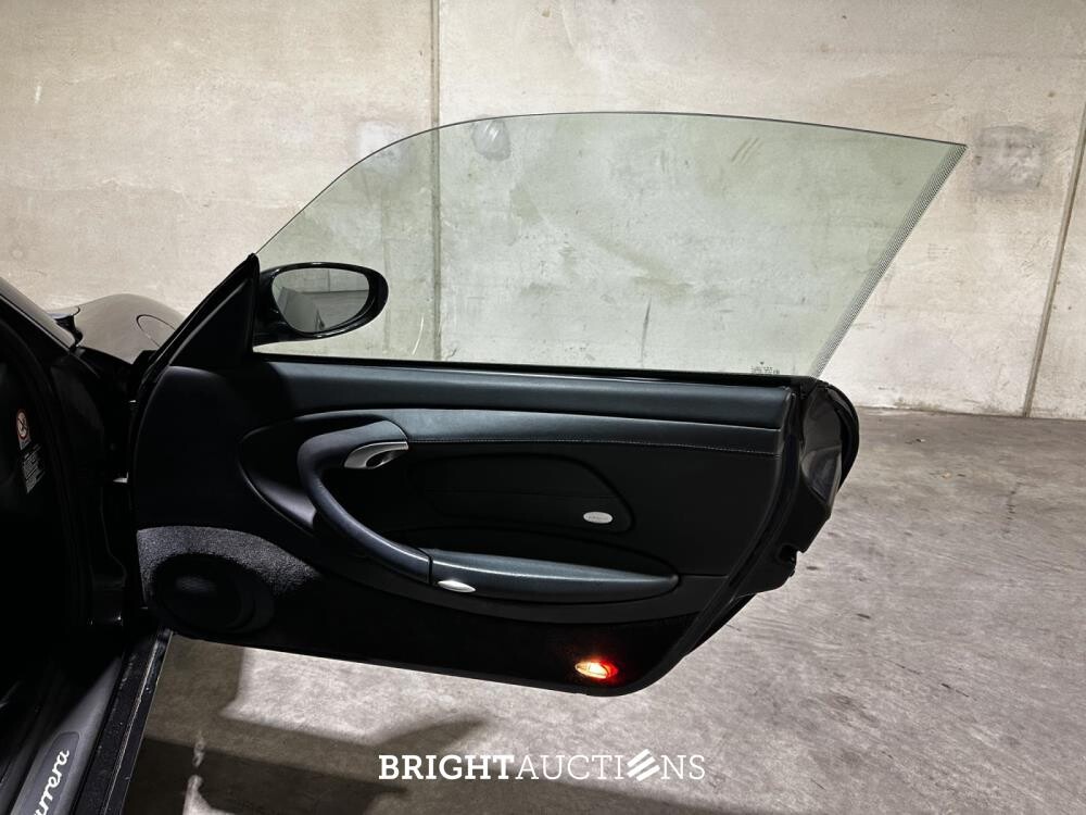 Porsche 911 Carrera 3.6 996 320pk 2002 Youngtimer (65.000 km)