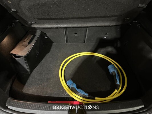 Mercedes-Benz A250 e Business Solution AMG Limited A-Class 160hp 2021 (Original-NL), K-518-SP