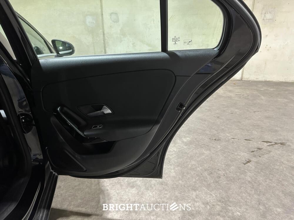 Mercedes-Benz A180 d 7G-DCT Business Solution A-Klasse  116pk 2020 (Origineel-NL+1e eigenaar), H-772-KD 