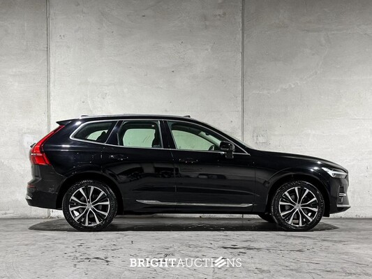 Volvo XC60 2.0 T6 Plug-in hybrid AWD Core Bright 253pk 2027 (Origineel-NL+1e eigenaar), S-190-RP