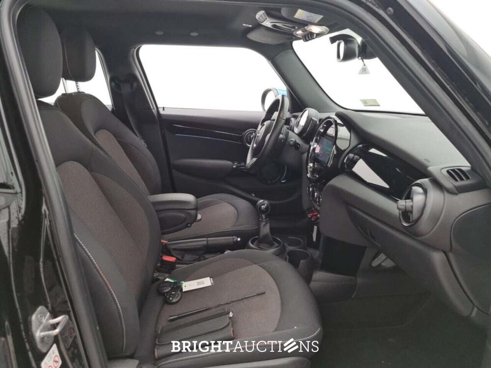 Mini One 1.5 102pk 2022