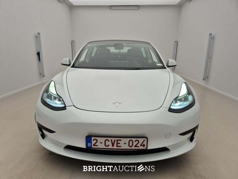 Tesla Model 3 Standard PLUS RWD 238pk 2022