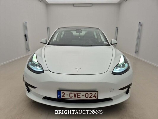 Tesla Model 3 Standard PLUS RWD 238pk 2022