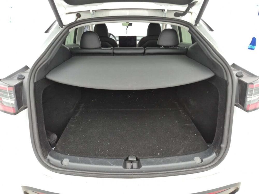 Tesla Model Y RWD 58 kWh 238pk 2023 (Origineel-NL), X-697-DL