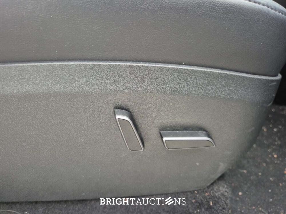 Tesla Model Y RWD 58 kWh 238pk 2023 (Origineel-NL), X-697-DL