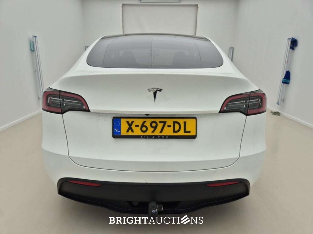 Tesla Model Y RWD 58 kWh 238pk 2023 (Origineel-NL), X-697-DL