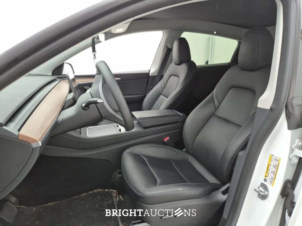 Tesla Model Y RWD 58 kWh 238pk 2023 (Origineel-NL), X-697-DL