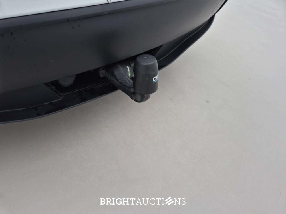 Tesla Model Y RWD 58 kWh 238pk 2023 (Origineel-NL), X-697-DL