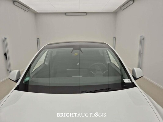 Tesla Model Y RWD 58 kWh 238pk 2023 (Origineel-NL), X-697-DL