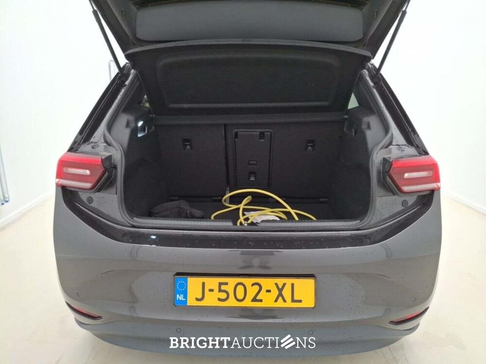 Volkswagen Id.3 First PLUS 58 kWh 204pk 2020 (Origineel-NL), J-502-XL