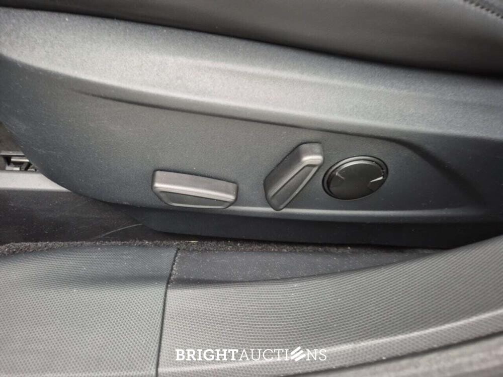 Ford Mustang Mach-E AWD 75 kWh 269pk 2021 (Origineel-NL), N-156-VG