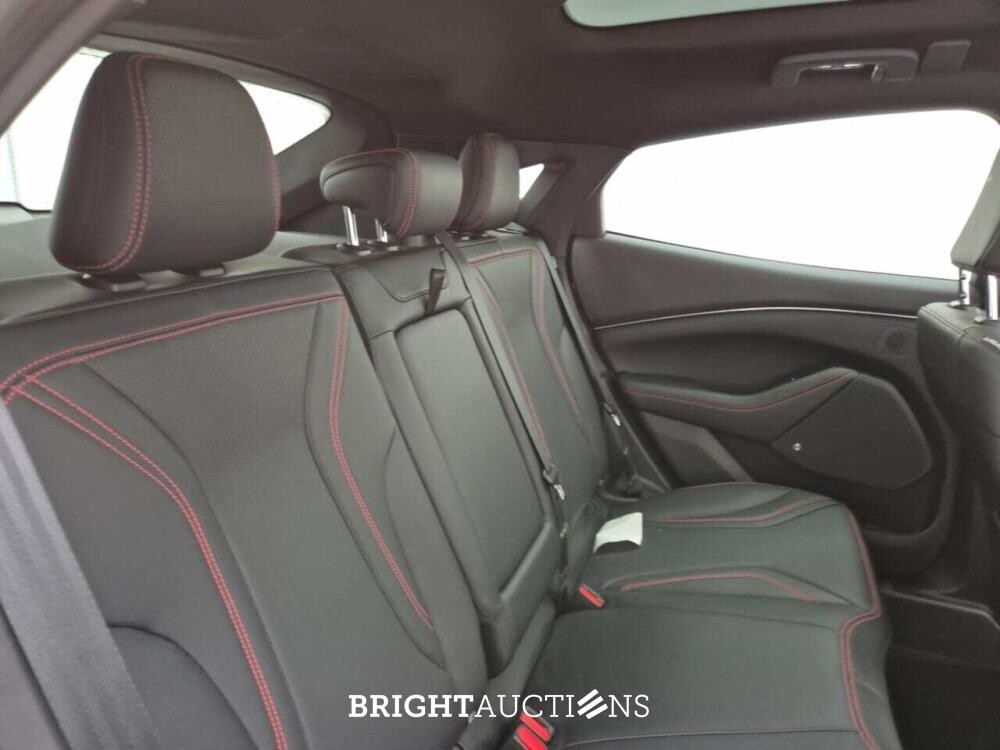 Ford Mustang Mach-E AWD 75 kWh 269pk 2021 (Origineel-NL), N-156-VG