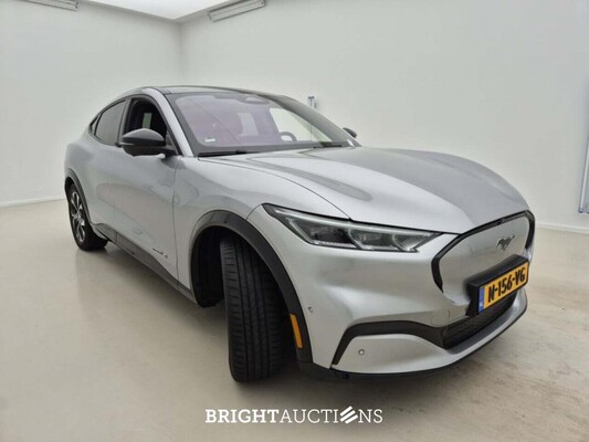 Ford Mustang Mach-E AWD 75 kWh 269pk 2021 (Origineel-NL), N-156-VG