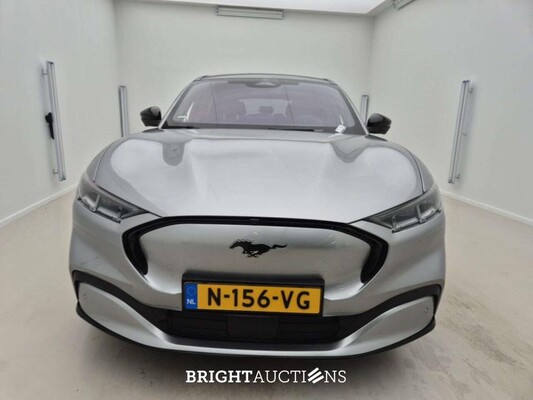 Ford Mustang Mach-E AWD 75 kWh 269pk 2021 (Origineel-NL), N-156-VG
