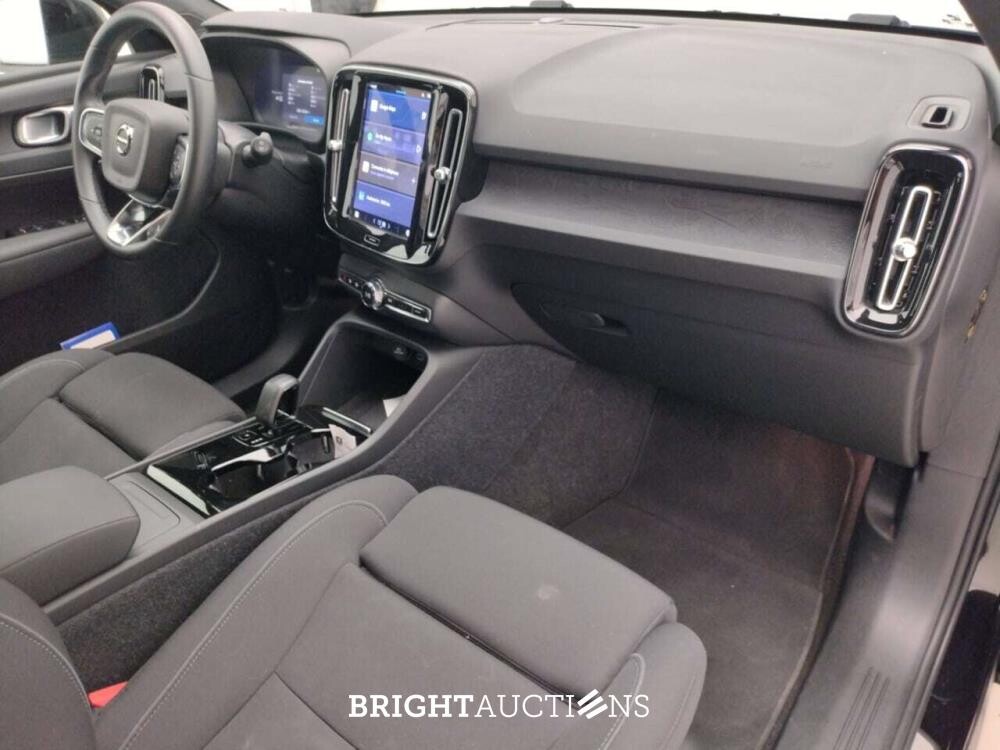 Volvo XC40 Recharge Core 231pk 2023