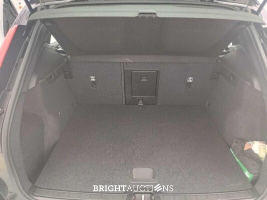 Volvo Xc40 Recharge Core 231pk 2023