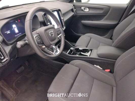 Volvo XC40 Recharge Core 231pk 2023