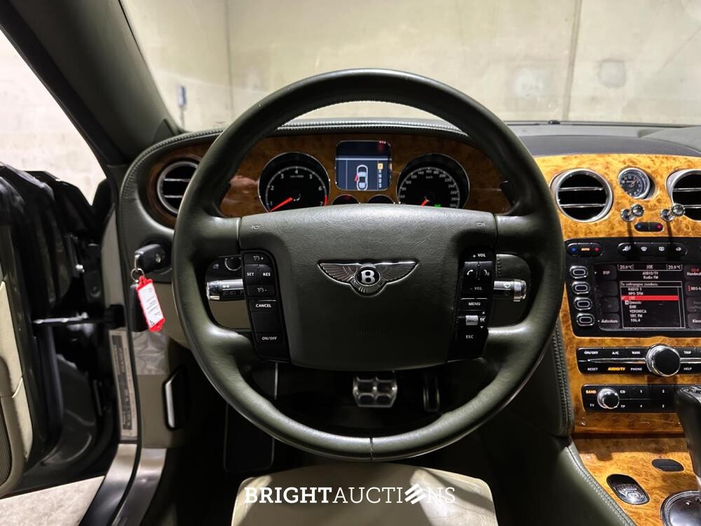 Bentley Continental GT 6.0 W12 560pk 2004, 43-NV-TN

