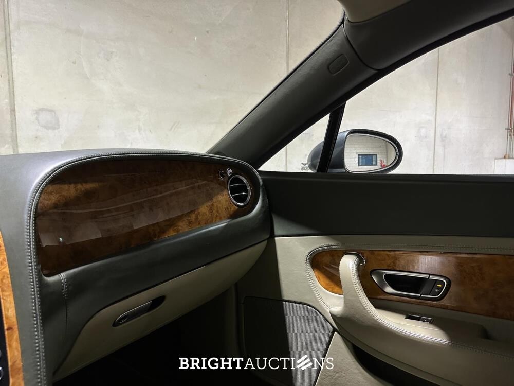 Bentley Continental GT 6.0 W12 560pk 2004, 43-NV-TN
