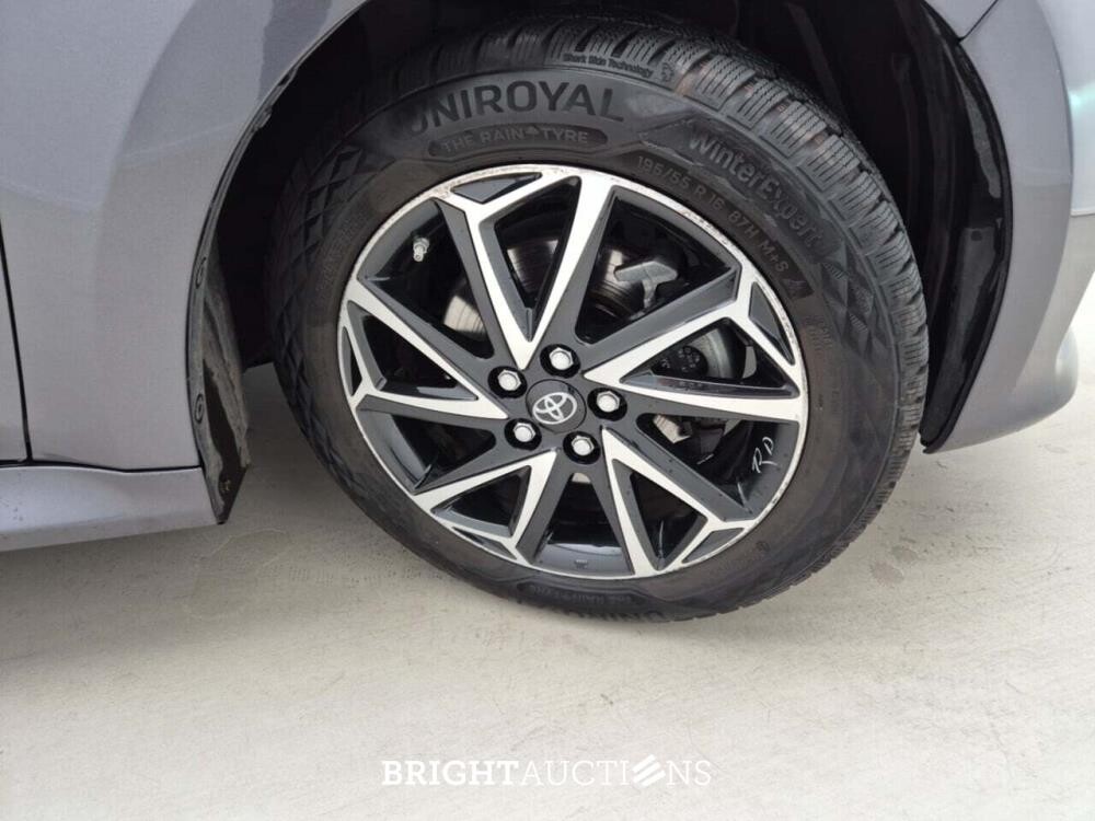 Toyota Yaris Vvt-I HYBRID Lounge 1.5 92pk 2021