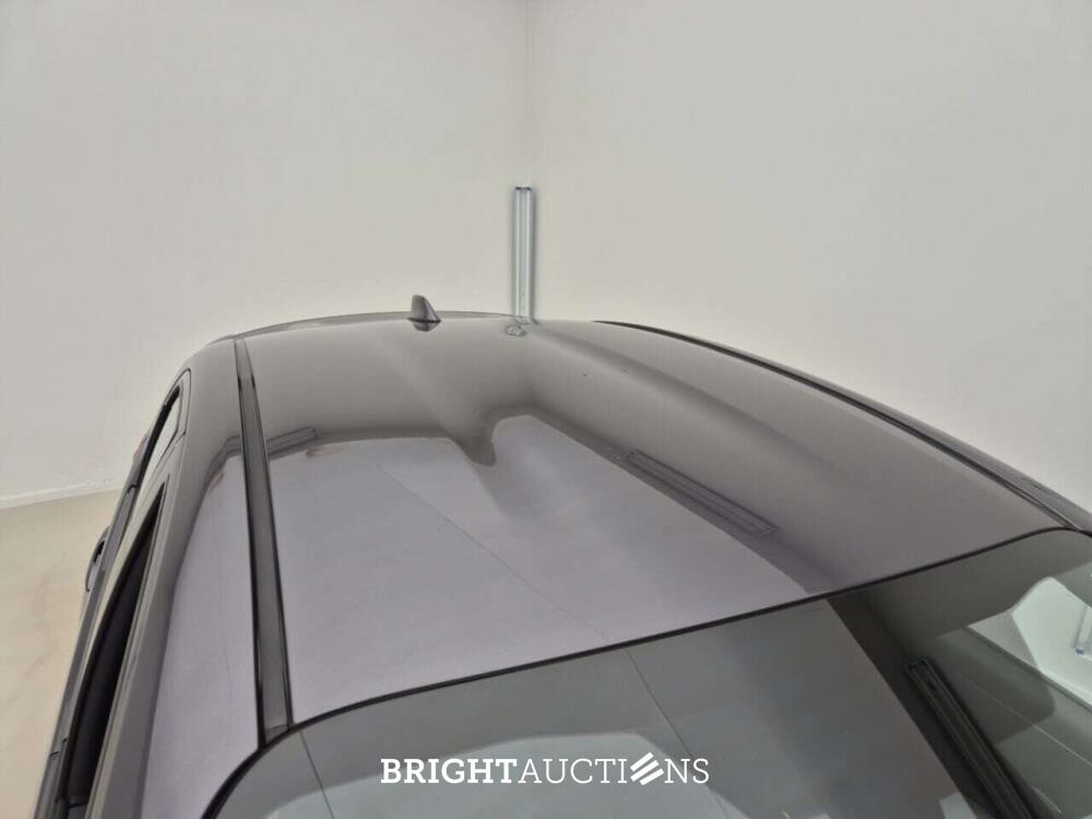 Toyota Yaris Vvt-I HYBRID Lounge 1.5 92pk 2021