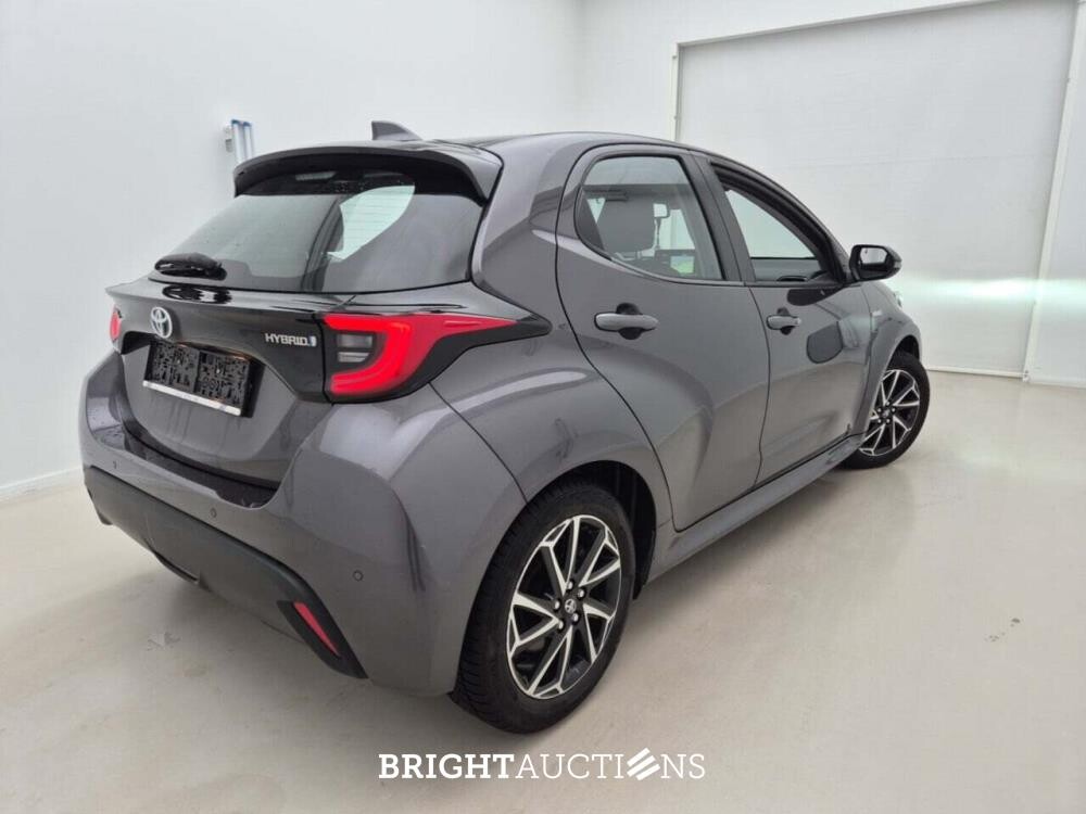 Toyota Yaris Vvt-I HYBRID Lounge 1.5 92pk 2021