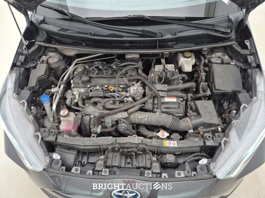 Toyota Yaris Vvt-I HYBRID Lounge 1.5 92pk 2021