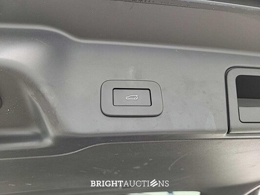 Land Rover Range Rover Evoque P300e 1.5 AWD 309pk 2022 (Origineel-NL), P-582-LG