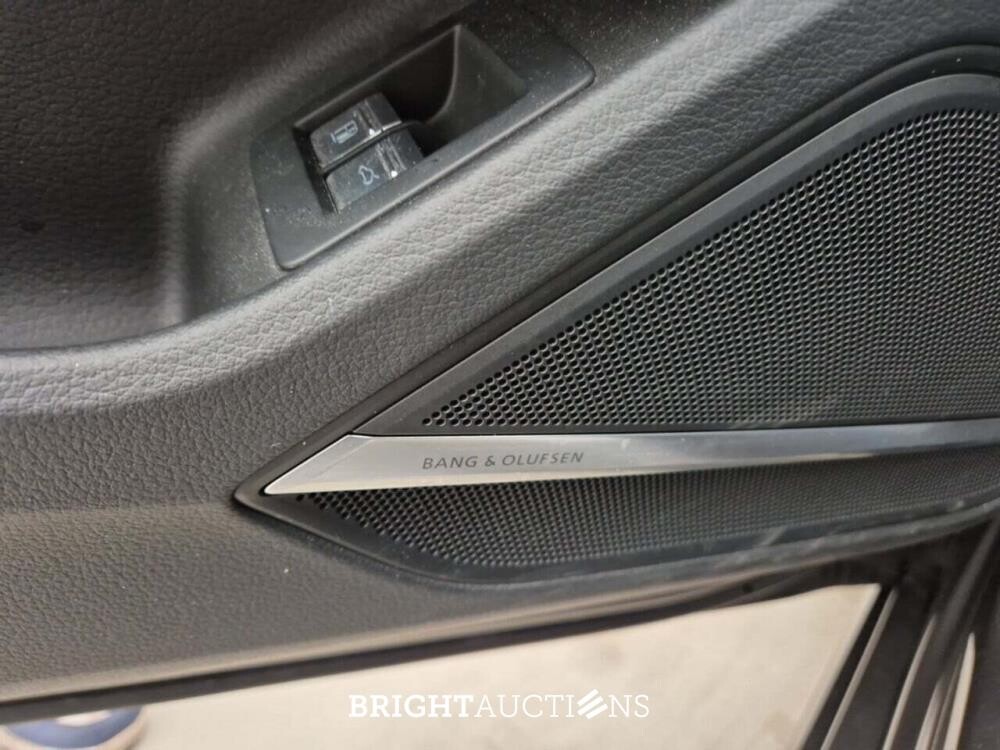 Audi A8 60 E TFSI Quattro 476pk 2023 (Origineel-NL), S-092-LX