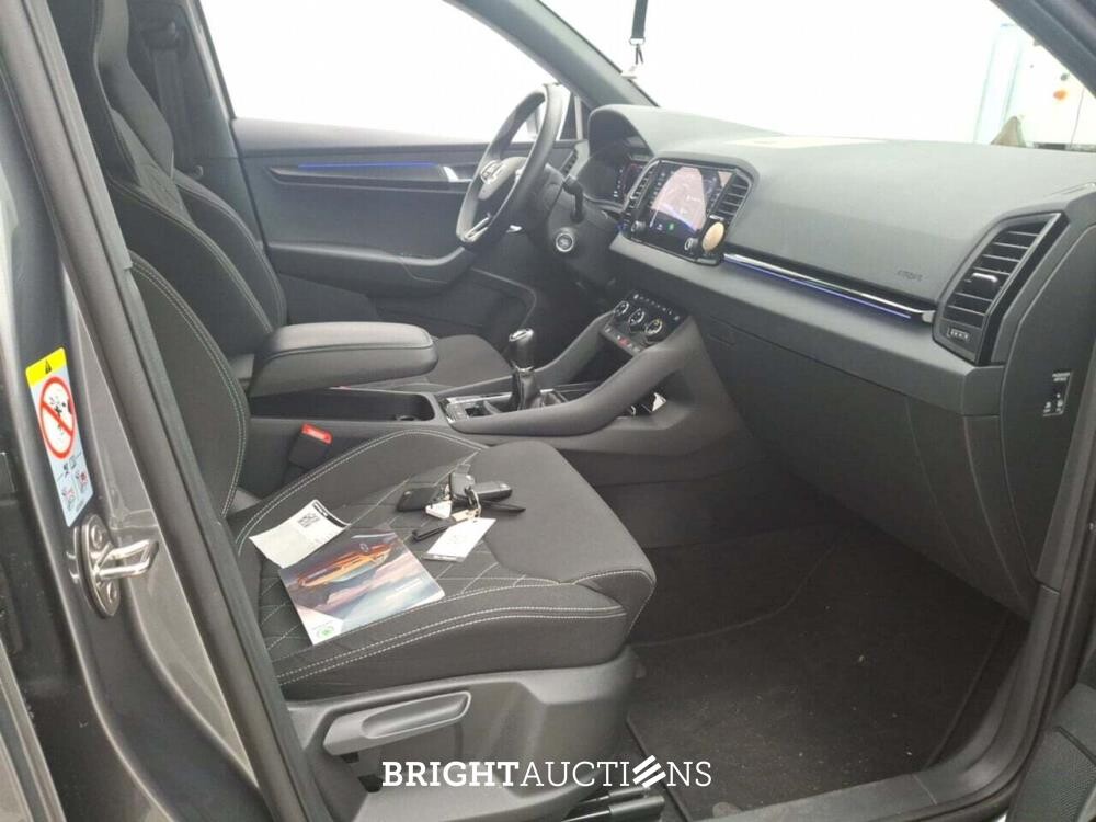 Skoda Karoq Sportline Business 1.5 TSI 150pk 2023 (Origineel-NL), T-830-SV