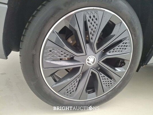 Skoda Karoq Sportline Business 1.5 TSI 150PS 2023 (Original-NL), T-830-SV