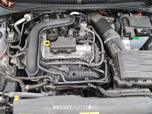 Volkswagen Polo Life 1.0 TSI 95pk 2022 (Origineel-NL), R-053-XK