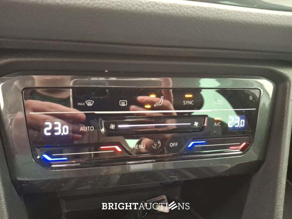 Volkswagen Tiguan R-Line 1.5 TSI 150pk 2021 (Origineel-NL), K-340-VD