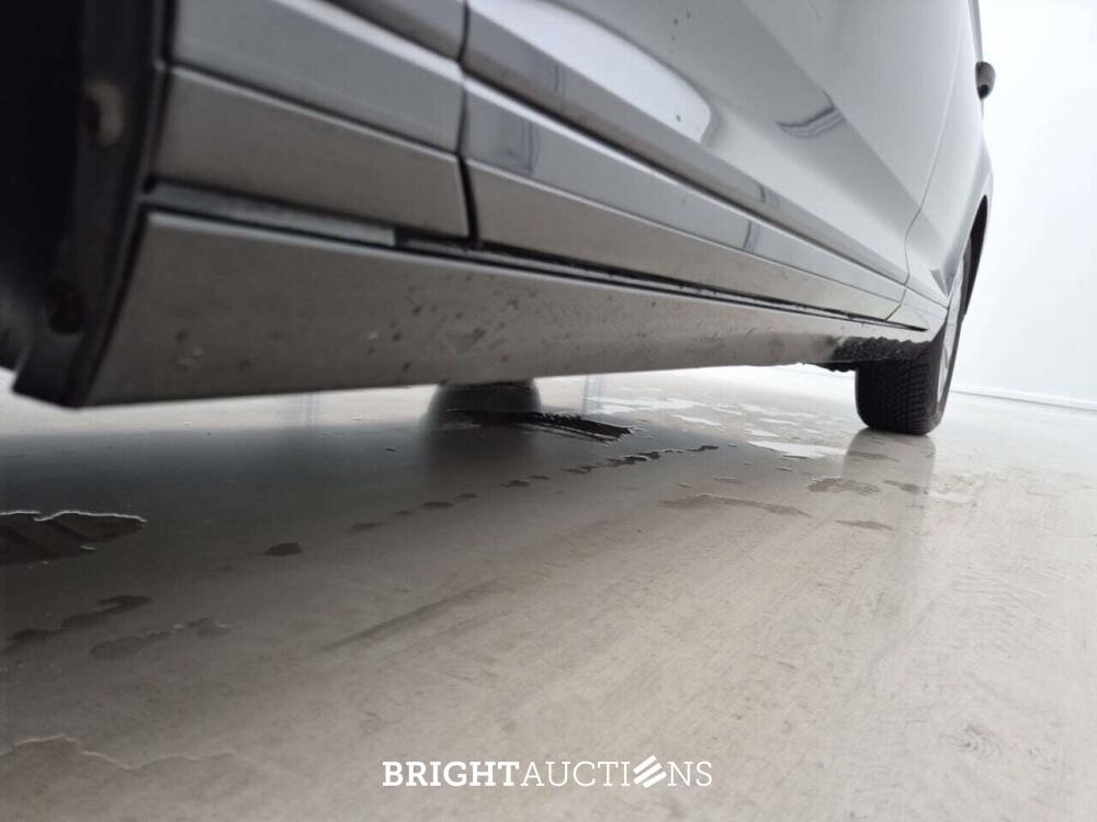 Volkswagen Passat Variant Business 1.5 TSI DSG 150pk 2021 (Origineel-NL), K-608-PS