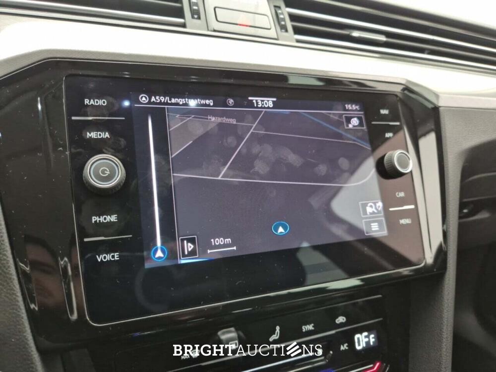 Volkswagen Passat Variant Business 1.5 TSI DSG 150pk 2021 (Origineel-NL), K-608-PS