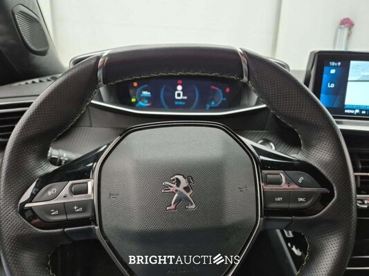 Peugeot 2008 1.2 131pk 2022 (Origineel-NL), P-369-VX