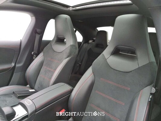 Mercedes-Benz CLA250e 7G-DCT AMG Line 160pk 2022 CLA-Klasse