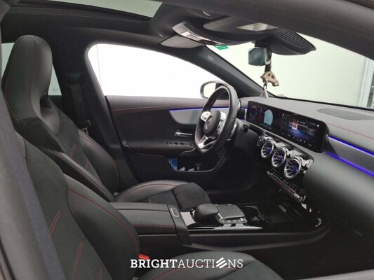 Mercedes-Benz CLA250e 7G-DCT AMG Line 160pk 2022 CLA-Klasse