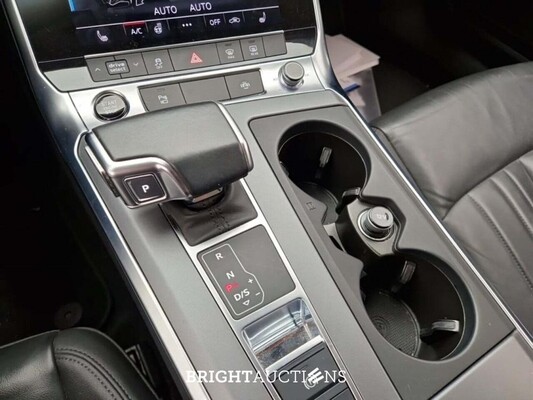 Audi A6 2.0 TDI Avant Business S tronic 163pk 2022