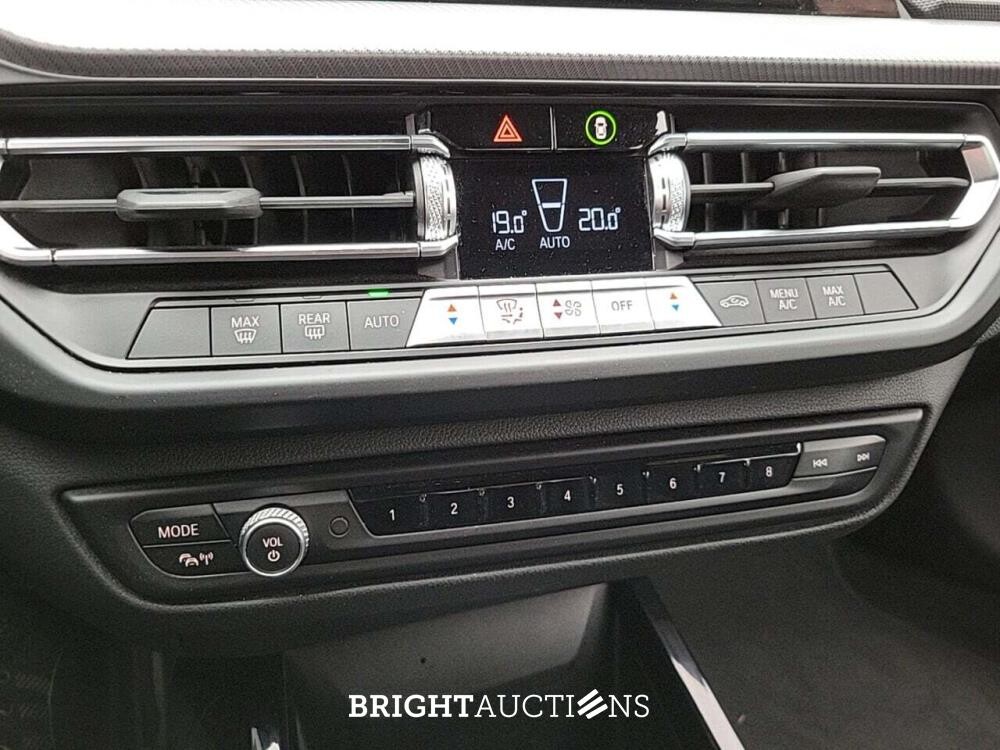 Bmw 218i Gran Coupe ED 136pk 2022 (Origineel-NL) 2-Serie, P-946-JH