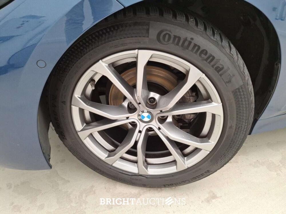 BMW 318i Business156pk 2022 3-Serie (Origineel-NL), P-897-FZ