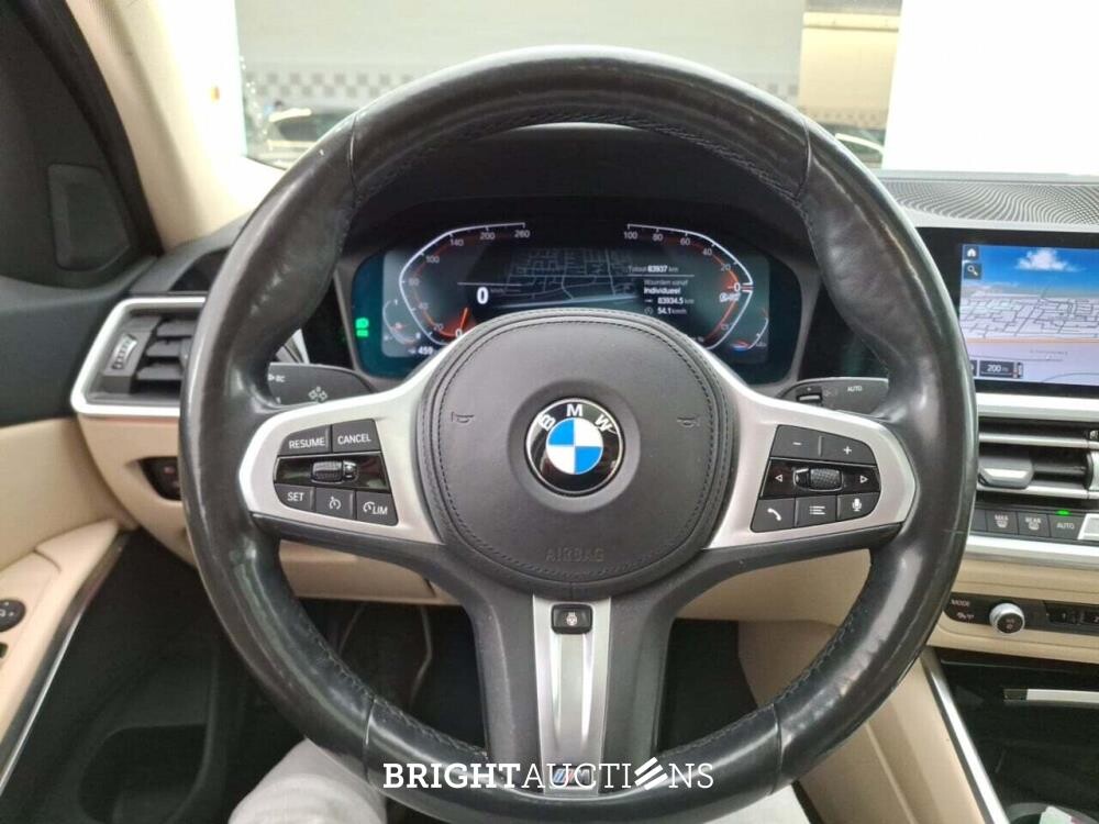 BMW 318i Business156pk 2022 3-Serie (Origineel-NL), P-897-FZ