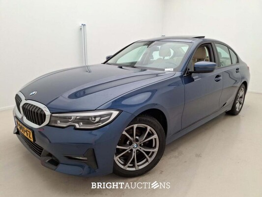 BRIGHT AUCTIONS: Luxury Car Auction