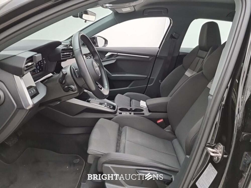 Audi A3 Sportback 35 Advance Edition TFSI S-tronic 150pk 2024 (Origineel-NL), Z-068-FL