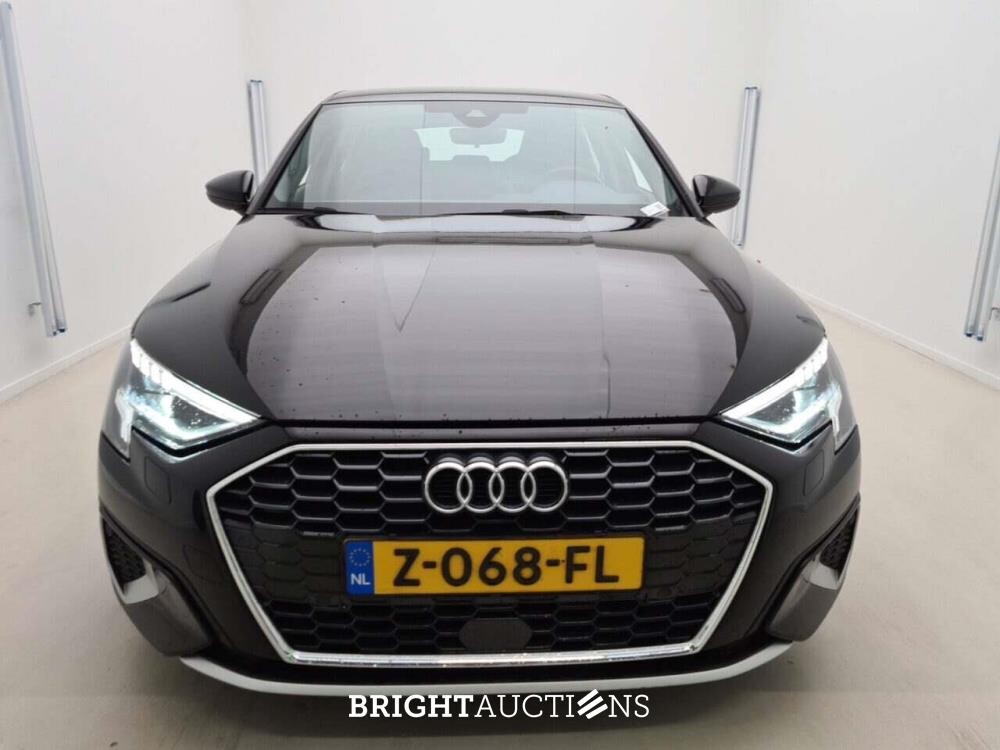 Audi A3 Sportback 35 Advance Edition TFSI S-tronic 150pk 2024 (Origineel-NL), Z-068-FL