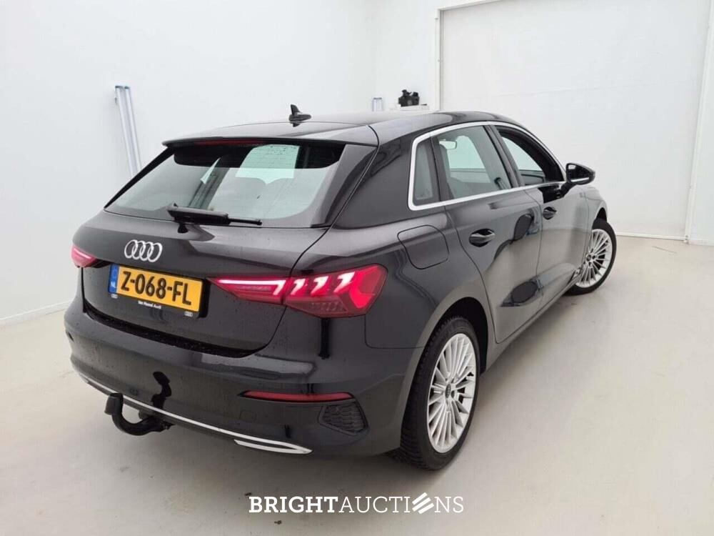 Audi A3 Sportback 35 Advance Edition TFSI S-tronic 150pk 2024 (Origineel-NL), Z-068-FL