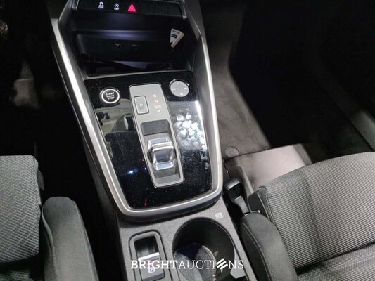 Audi A3 Sportback 35 Advance Edition TFSI S-tronic 150pk 2024 (Origineel-NL), Z-068-FL